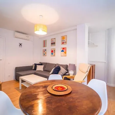 Authentic Flat Near The Apartamento