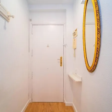 Apartamento Authentic Flat Near The *