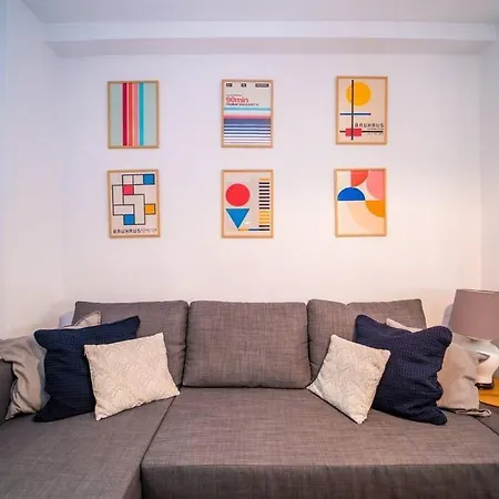 Apartamento Authentic Flat Near The *